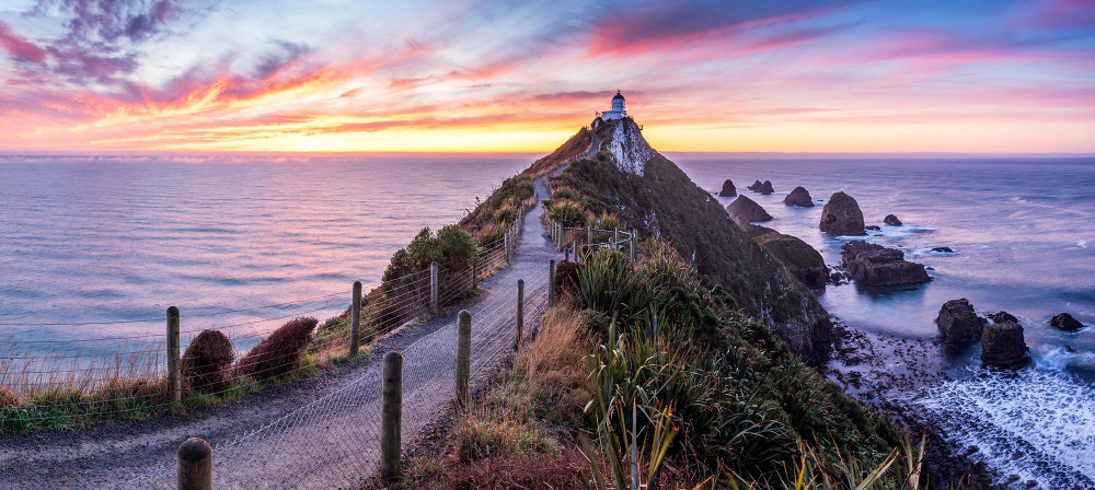 Nugget Point Lighthouse in the Catlins