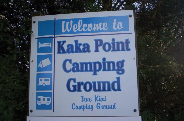 kaka point camping sign